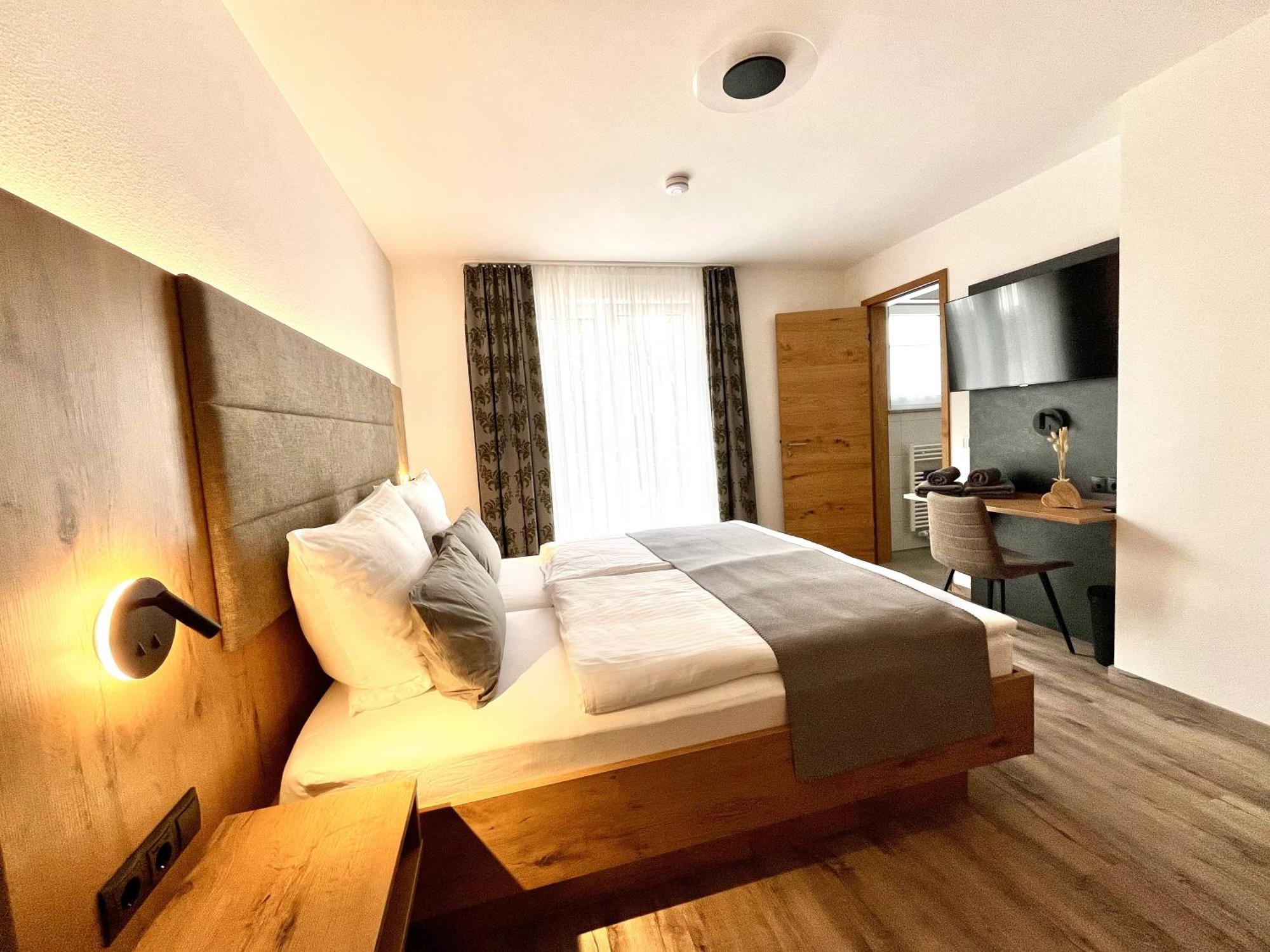 Gastwirtschaft & Hotel Doll Markt Indersdorf Δωμάτιο φωτογραφία